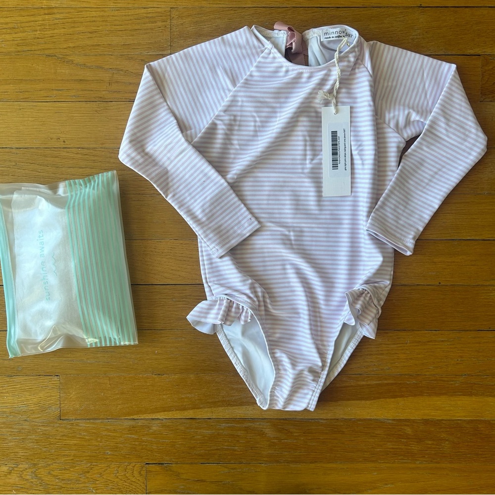 Minnow BNWT girls light pink stripe rashguard one piece, sz 5/6